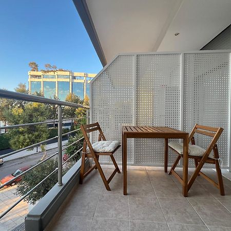 Pentelis Cozy Apt In Paleo Faliro Athen Eksteriør bilde